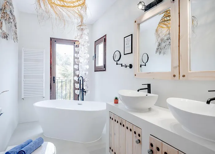 Lantana By Interhome