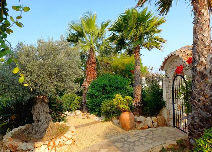 Lantana By Interhome فيلة خافييا